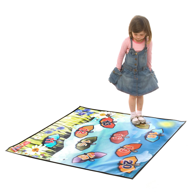 PLAYM8 Butterfly Mat